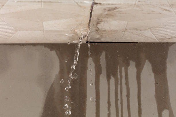 Professional Flood Damage Cleanup technician working in Hickman, KY